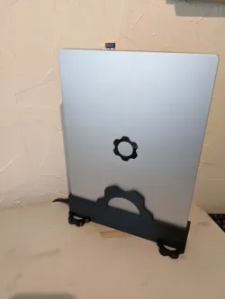 Framework Laptop Side stand