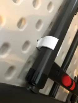 Lifetime table clip