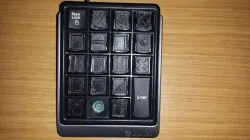 Oculus Rift tactile keyboard tops