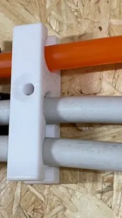Power cable runner
