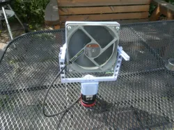 Battery Powered Desk Fan