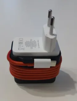 Cable clip for OnePlus Warp charge 65 EU