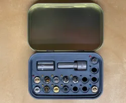 Nozzle holder for the E3D nozzle box with indicators.