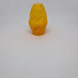 A empty tippy tree bauble