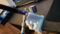 Airbrush holder clamp