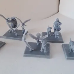 Hunting Pack miniatures (32mm)