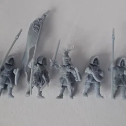 Knight of the Forest Miniatures (32mm, modular)