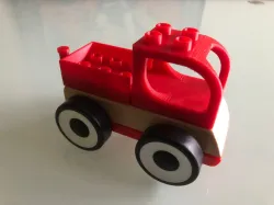 Lillabo pickup truck with Duplo compatible attachments 