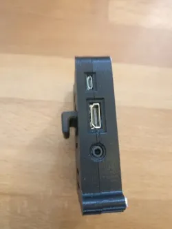 Raspberry Pi 3 Case with Clip
