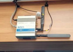 Wall mount for Teltonika RUTX09, RUTX11, RUTX12 and similar