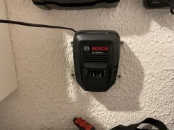 Wallmount / Wandhalterung Bosch AL 1830 CV Charger