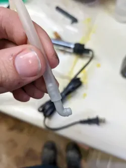 90 Degree Airstone Adapter