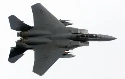 f15 eagle  se stojanem