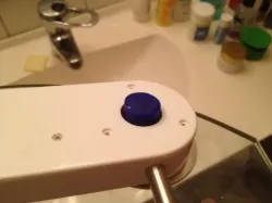 Foot for bathroom scale