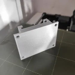HECHT battery wall mount