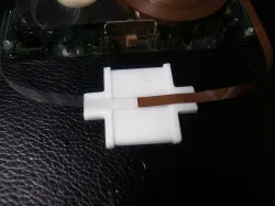 Jig for joining compact cassette tapes