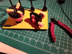 Magnetic base for Nano vise/chuck