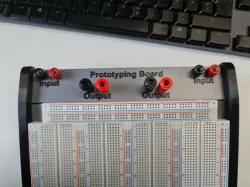 Prototyping board / breadboard