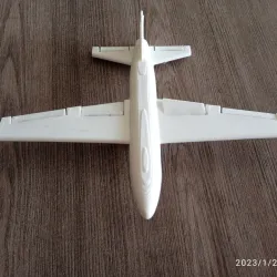 Articulated airplane model