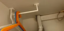 Coat hanger hanger