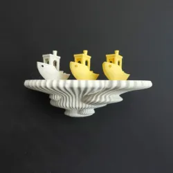 Mushroom shelf “Tinder”