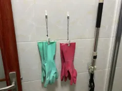 Tiny hook