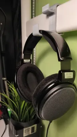 Headphone holder for IKEA beds