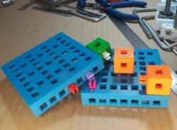 MakerGrid Clip Grid Light