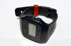 Parametric watch strap loop replacement (Casio F-91W) 