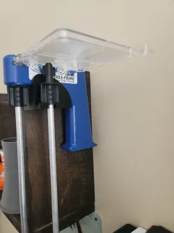 Vibraprime holder with screw hole