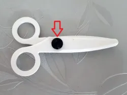 Alternative Bolt for Paper Scissors