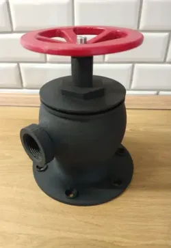 Junction box in form of valve