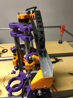 Motor mount for drag chain with longer support
