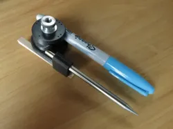 Universal Drawing Compass