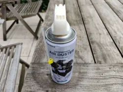 Aircan straw holder