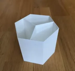 Hexagonal pen holder