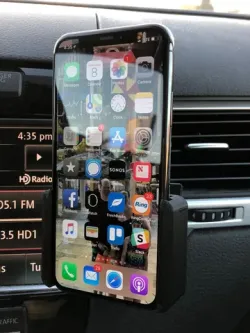 iPhone X Mount