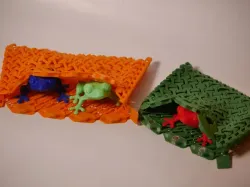 MAGNETIC Chainmail Wallet with exposed Magnets