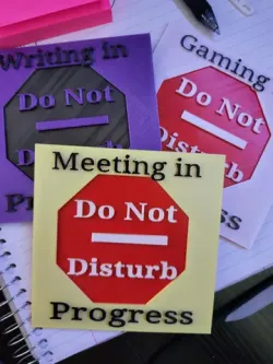 Status Plaques