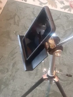 Phone holder for tripod