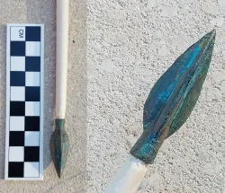 Socket based bronze arrow point
