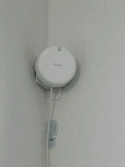 Aqara FP2 corner mount w/ adhesive (3M picture hanging strips)