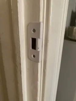 Door bracket replacement