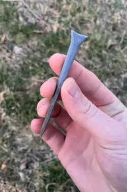 Golf "T"