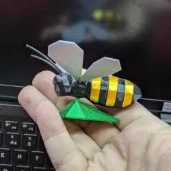 Honey(ish) bee