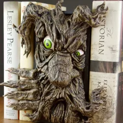 Tree Monster [BOOK NOOK]