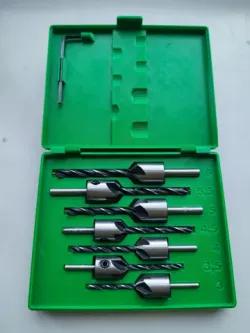 Drill with countersink box / Krabička na vrtáky se záhlubníkem z Lidlu (Parkside PSB 6 A1)