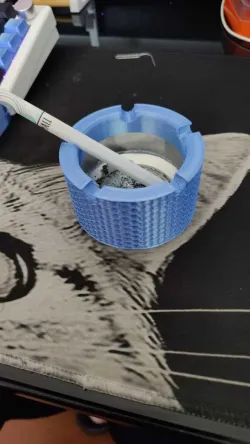 Beer/Soda can Ashtray