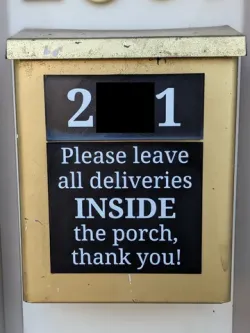 Delivery Location Sign for Mailbox