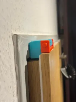 Door AntiLock (DAL)